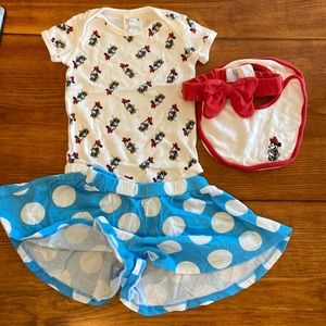 Minnie set. 6-12 months